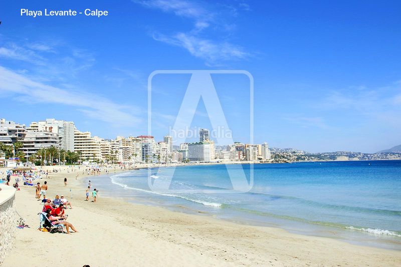 Foto 3017377a-8362-45a1-8596-a8d08fa5ed34. Xalet amb calefacció aparcament piscina a Cometa Calp