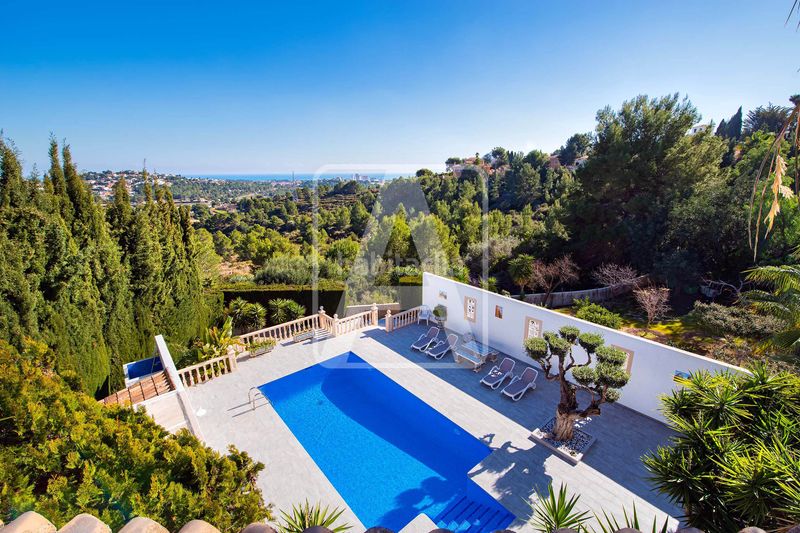 Foto 8764a909-f323-4b7b-880a-dde929870f8e. Xalet amb calefacció aparcament piscina a Gargasindi - Garduix - Colina del Sol Calp