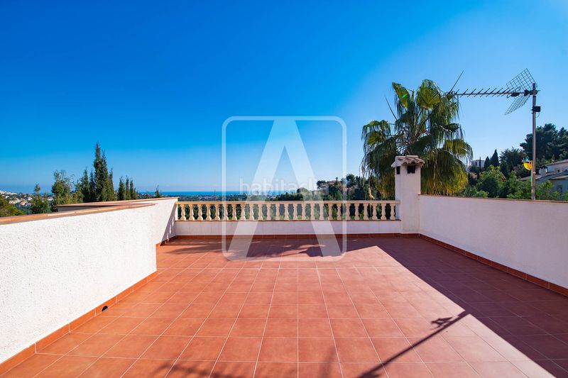Foto ffd1031e-40cc-41fb-b960-f918e0dfea0e. Xalet amb calefacció aparcament piscina a Gargasindi - Garduix - Colina del Sol Calp