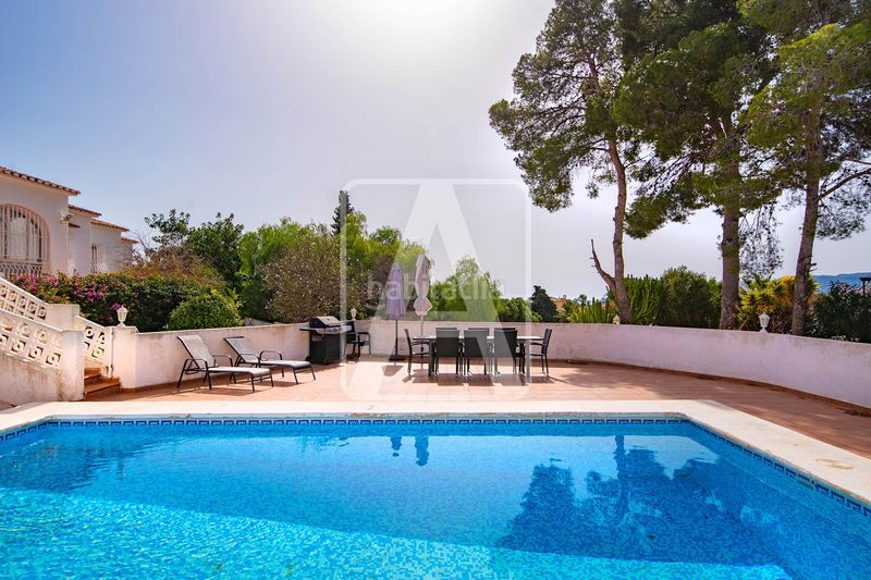 Foto ee6031a6-60a1-45df-92f8-8abb13a5635b. Xalet amb calefacció aparcament piscina a Carrió - La Merced - Los Pinos Calp