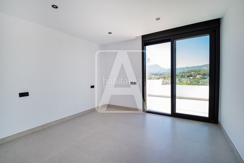 Foto a035c188-b05d-43f7-ac71-f0e231213968. Chalet en La Empedrola Calp