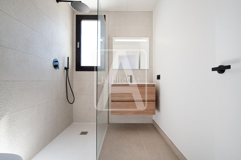 Foto c2011dd0-f437-4a03-a1ae-e527d788181a. Chalet en La Empedrola Calp