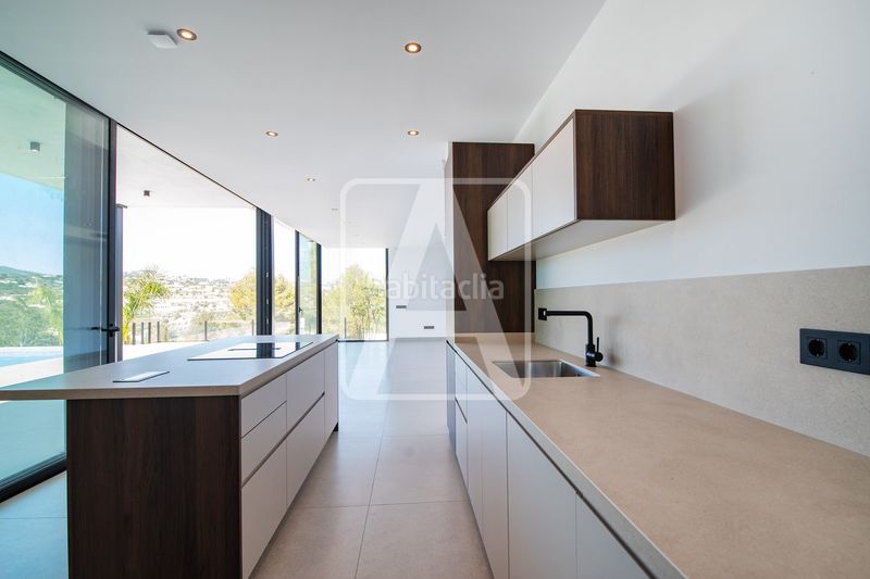 Foto d5459172-d33b-46ed-ad60-085afbc7a93d. Chalet en La Empedrola Calp