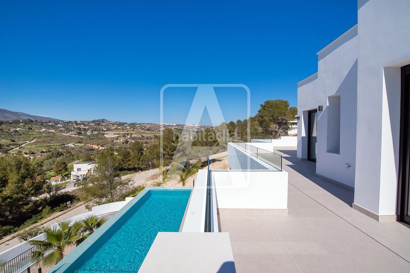 Foto d806aedb-817c-4cc5-868d-0aa565250a03. Chalet en La Empedrola Calp