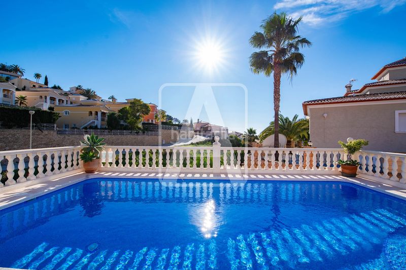 Foto 4e39ee43-11aa-4e75-8d34-44687b6fef77. Chalet en Canuta Calp