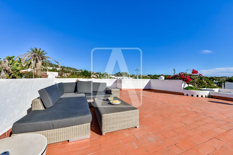 Foto 2c1988f6-eb9d-4a7b-8789-245618de6f7a. Chalet en Cometa Calp