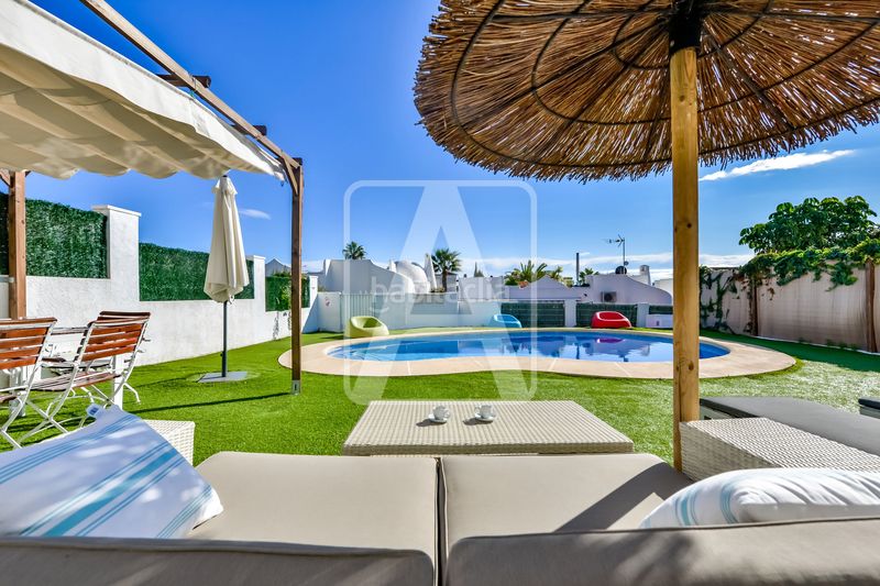 Foto f2ed0981-3026-4b50-8676-56ed5b9a0e2f. Chalet en Cometa Calp