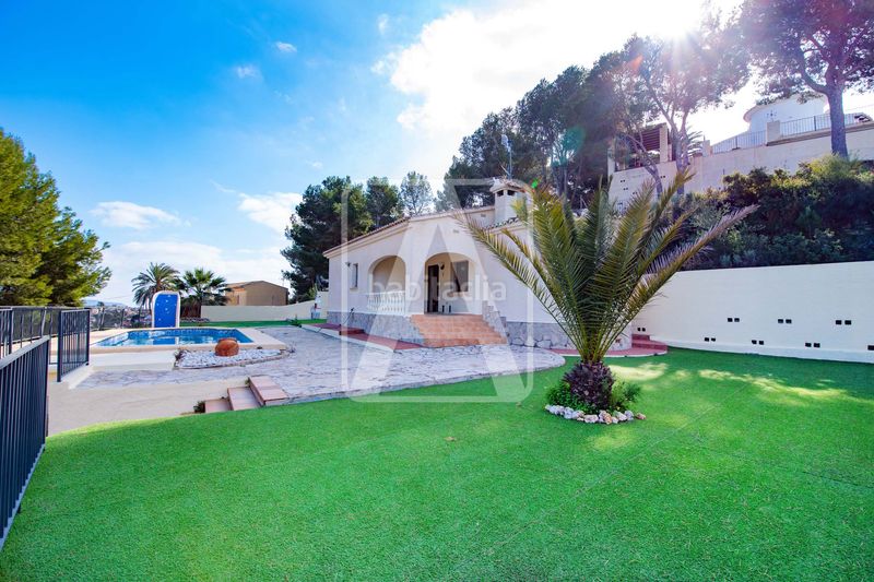 Foto 9c862475-9c25-49e7-bebf-06d1d77dfa10. Chalet en Cometa Calp