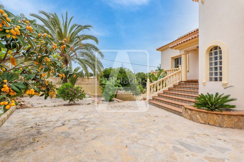 Foto cc41af9a-668e-4cb5-82e6-3d15c8888e56. Xalet amb calefacció aparcament piscina a Oltamar - Cucarres Calp