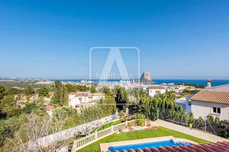 Foto e4d5d4a7-7697-4de5-a631-9d8a1fbf7849. Xalet amb calefacció aparcament piscina a Oltamar - Cucarres Calp