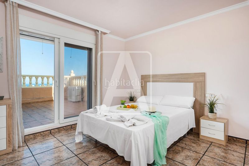 Foto f04f31ed-0936-4696-885f-a1674ed9b16d. Xalet amb calefacció aparcament piscina a Oltamar - Cucarres Calp