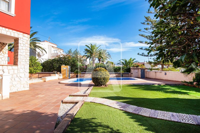 Foto 161ee138-c527-4fed-a834-1d33be828305. Xalet amb calefacció aparcament piscina a Cometa Calp