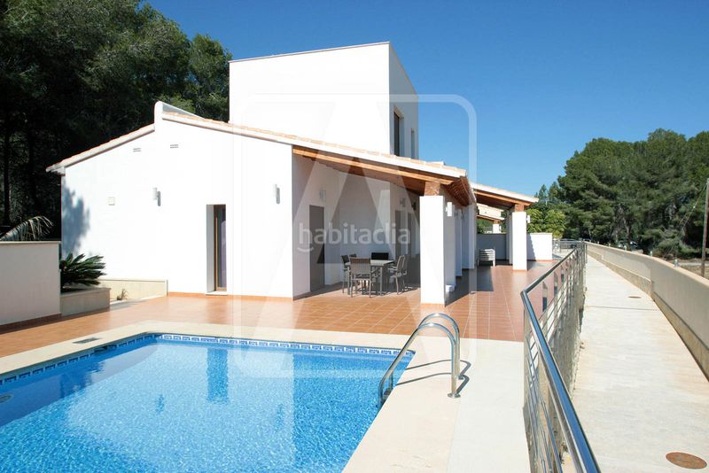 Foto 633c8f65-0a5a-4ec5-9c53-8ced720a24fd. Chalet en Pinar de Advocat-Cometa Moraira
