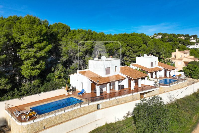Foto edc5a553-eaf5-41a9-af47-b2c488aca85b. Xalet amb calefacció aparcament piscina a Pinar de Advocat-Cometa Moraira