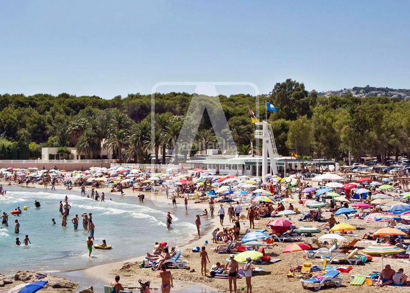 Foto 7f25eb64-aa62-4880-b43b-750b700ec41a. Chalet en Paichi Moraira