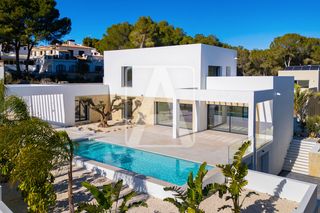 Chalet in Pinar de Advocat-Cometa