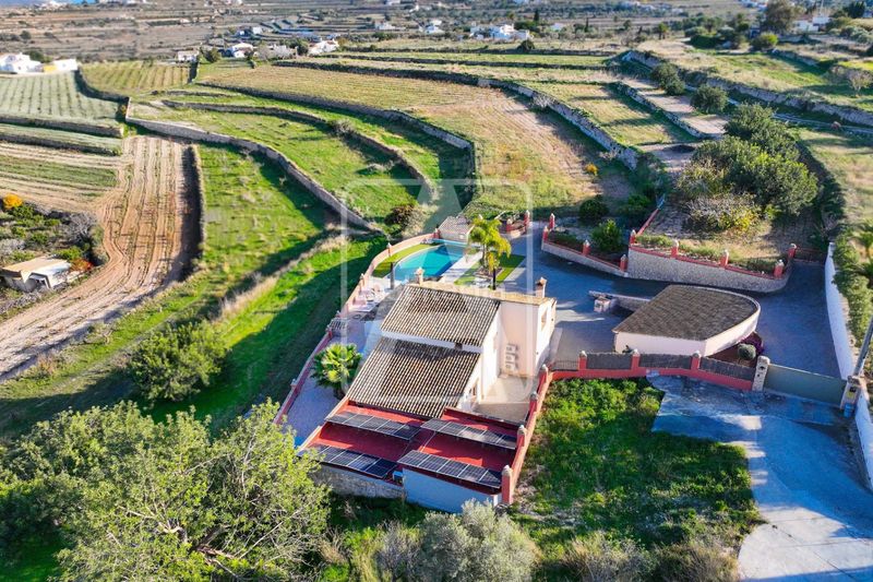 Foto f715129f-cd2c-40d3-b552-07c236d5fa47. Masia amb calefacció aparcament piscina a Teulada