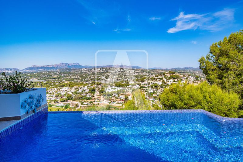 Foto b574d6c9-9a77-4dd8-8726-0d4c63277257. Chalet en Paichi Moraira