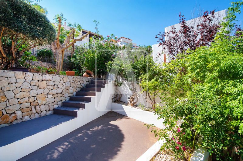 Foto e08f428b-f77e-4b2a-b8f8-7231863709b0. Chalet en Paichi Moraira
