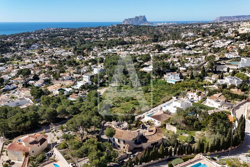 Foto bbdb8947-4cfd-45fa-86e4-9b3ba836e054. Xalet amb aparcament piscina a Benimeit-Tabaira Moraira