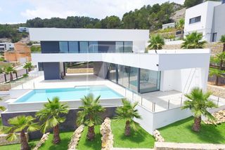 Chalet in Partida Comunes-Adsubia