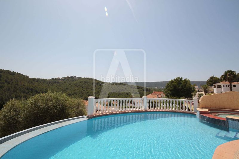 Foto ef3f9d55-e869-4cc0-9565-b486ace8b273. Chalet with parking pool in Partida Comunes-Adsubia Xàbia
