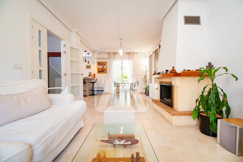 Foto 67757566-90e1-474f-8cc7-aa7408396028. Chalet en Cometa Calp