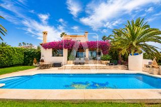 Chalet in Carrió - La Merced - Los Pinos