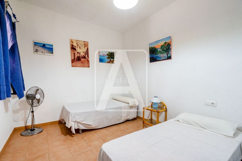 Foto 49f575ff-1c40-43c4-b0b2-077930bb9641. Chalet en La Fustera Benissa