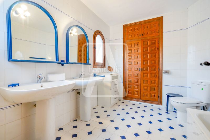 Foto c5e26e77-98d0-4a7f-bdba-b08c47dc1d6f. Chalet en La Fustera Benissa