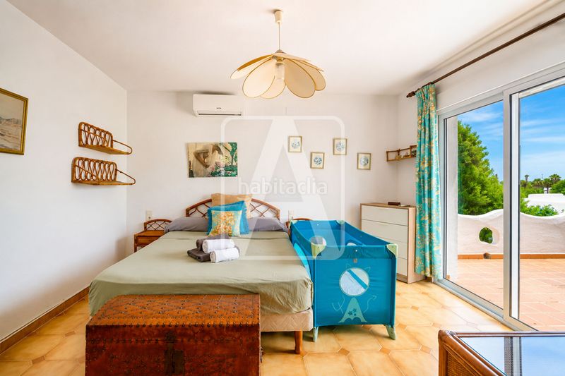 Foto cbee27ff-c164-49e1-94ba-29904024e2e1. Chalet en La Fustera Benissa