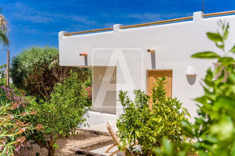 Foto f852a9f9-bd4c-418b-a7e9-06abd6716f08. Xalet amb calefacció aparcament piscina a La Viña-Montemar-San Jaime Benissa