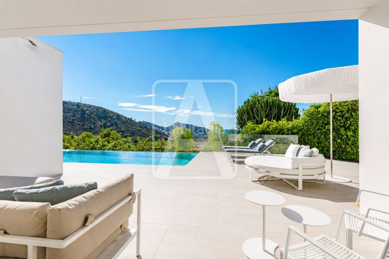 Foto a3159194-df1a-4a83-b95d-6c71a8148a5e. Xalet amb calefacció aparcament piscina a Paichi Moraira
