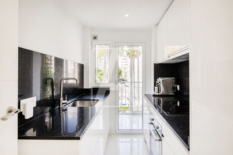 Foto 1c7a4681-3345-4507-a0a4-376402a6910d. Apartament amb calefacció aparcament piscina a Puerto Calp