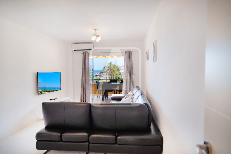 Foto 3ad8e03f-f417-40ba-ae26-53896d31348b. Apartament amb calefacció aparcament piscina a Puerto Calp