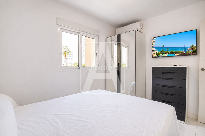Foto c9b6494c-836b-4ea2-bec2-b7e891adb22a. Apartament amb calefacció aparcament piscina a Puerto Calp