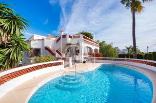 Chalet en Pinar de Advocat-Cometa