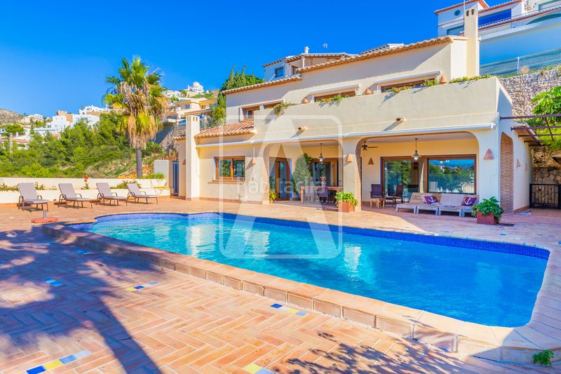 Foto 17404fc4-f3b9-4558-8303-1d8ed6846329. Chalet en El Portet-Pla del Mar Moraira