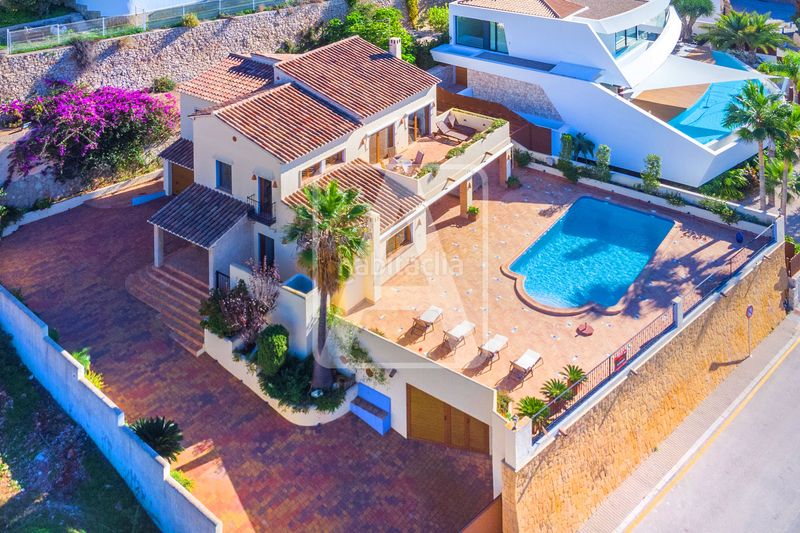 Foto b79fe9b9-54fb-4160-a60a-95be78a22c58. Chalet en El Portet-Pla del Mar Moraira