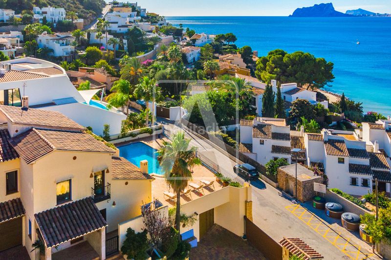Foto ca68b65d-dedb-4d6d-ab95-2f99246650b5. Chalet en El Portet-Pla del Mar Moraira