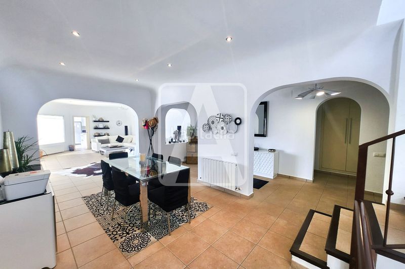 Foto 4625a5d4-1df1-47b7-80ad-97a3d392d584. Chalet en Paichi Moraira