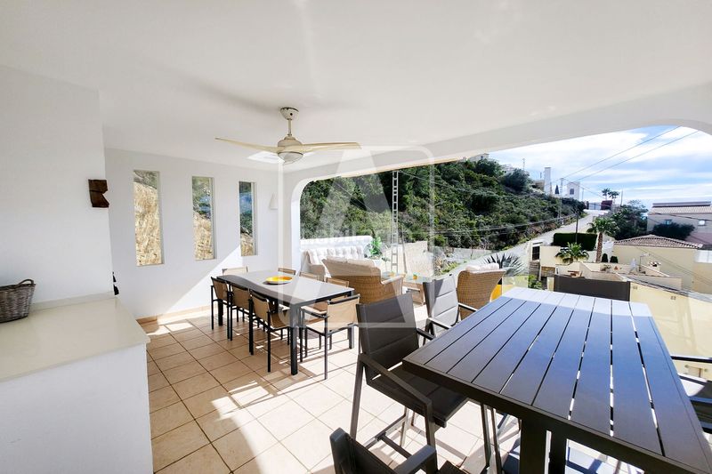Foto 4b248325-d03f-4acb-9308-9ec1641bc83b. Chalet en Paichi Moraira