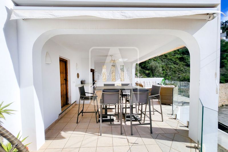 Foto d73eff07-dd92-40ef-b46b-932b412f37b7. Chalet en Paichi Moraira
