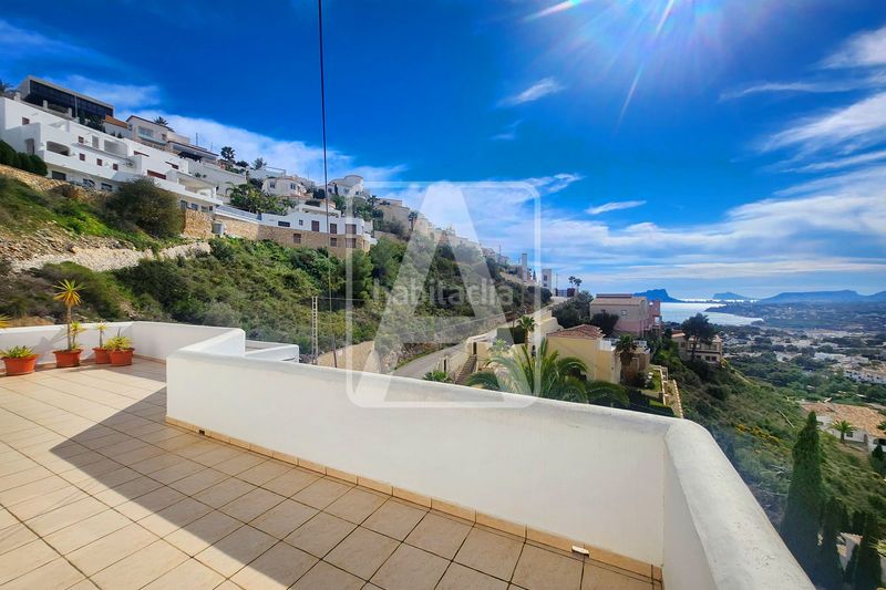Foto f1c1e55e-eef3-483e-b8bd-b5f63c5878b3. Chalet en Paichi Moraira