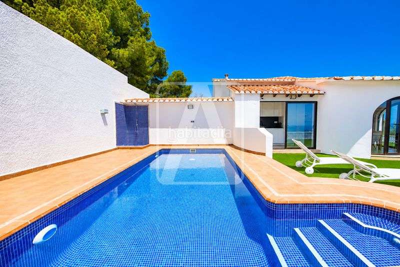 Foto 828640de-d3ef-4220-86fe-2bf8f1b209be. Xalet amb calefacció aparcament piscina a Oltamar - Cucarres Calp