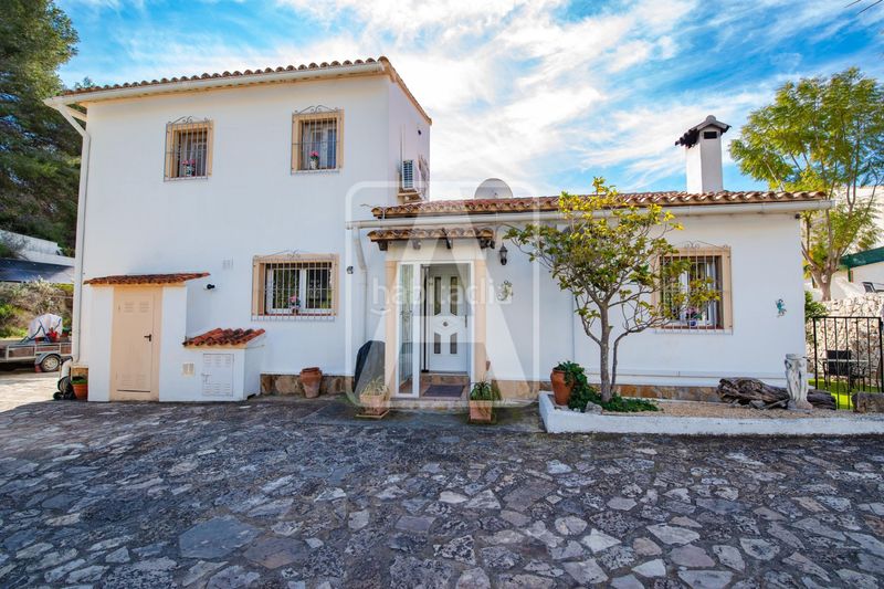 Foto 70e2dadc-98a8-4156-be6d-a47eb626ea1e. Chalet en La Fustera Benissa