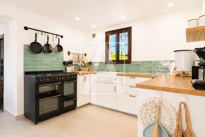 Foto 0c1ea01f-c052-47a5-86a4-d7f6fe2391d8. Chalet en Cometa Calp