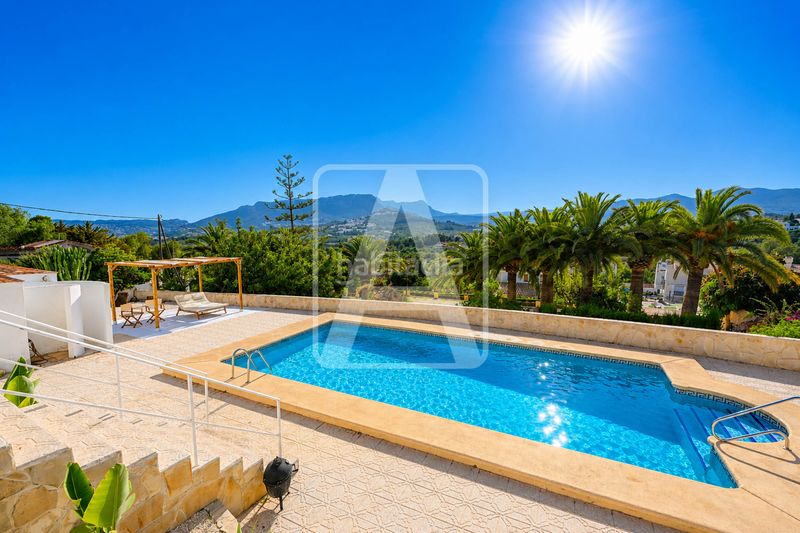 Foto bda8d56e-ee15-4b99-a93a-7ec4bffdce27. Chalet en Cometa Calp