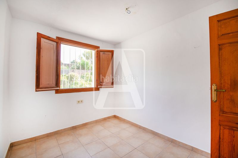 Foto 75a7cde1-b526-4a34-8015-1ffad6b583d2. Chalet en La Fustera Benissa