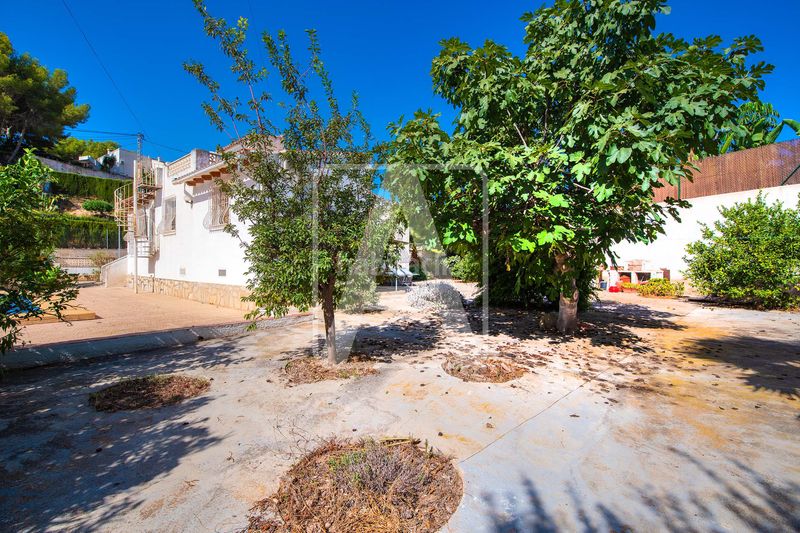 Foto c73f6078-54e6-4d37-95a8-6e56eb47639f. Chalet en La Fustera Benissa